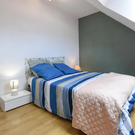 Jolie Maison Bord De Pirou